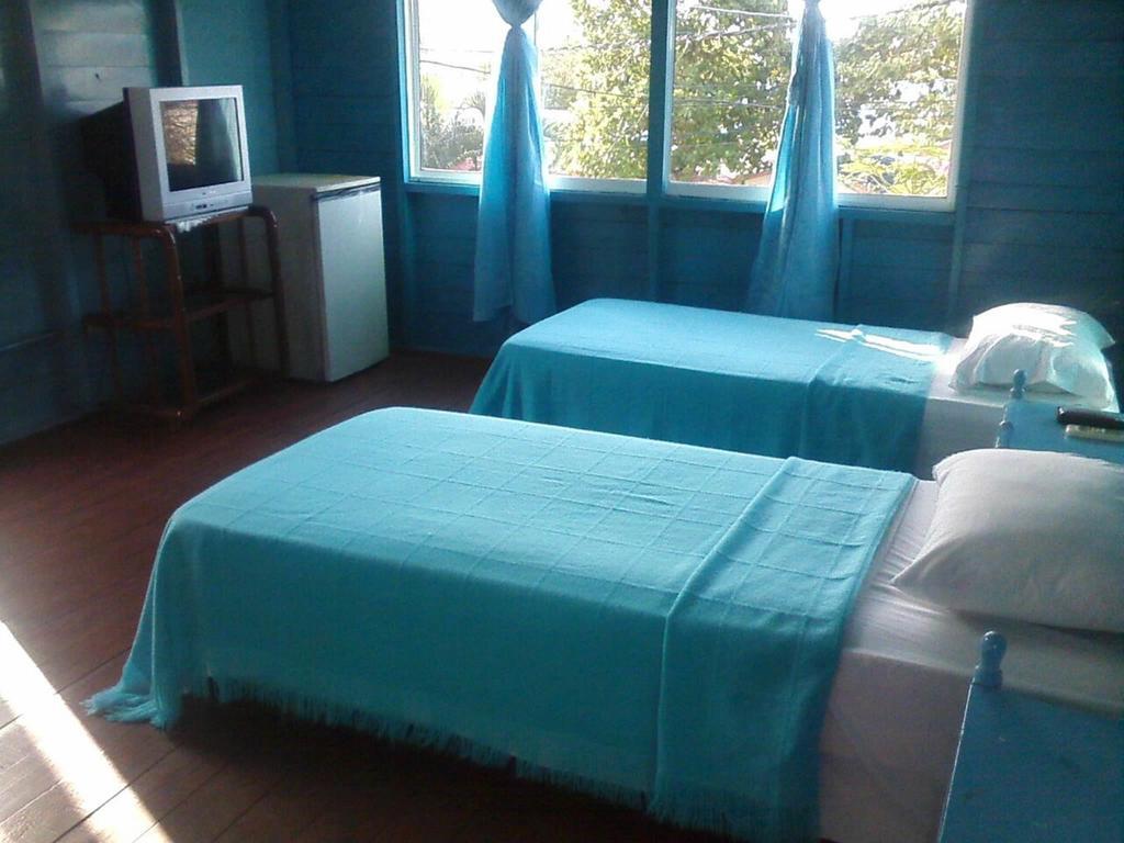 Hotel Flemming Tree Providencia Island Zewnętrze zdjęcie