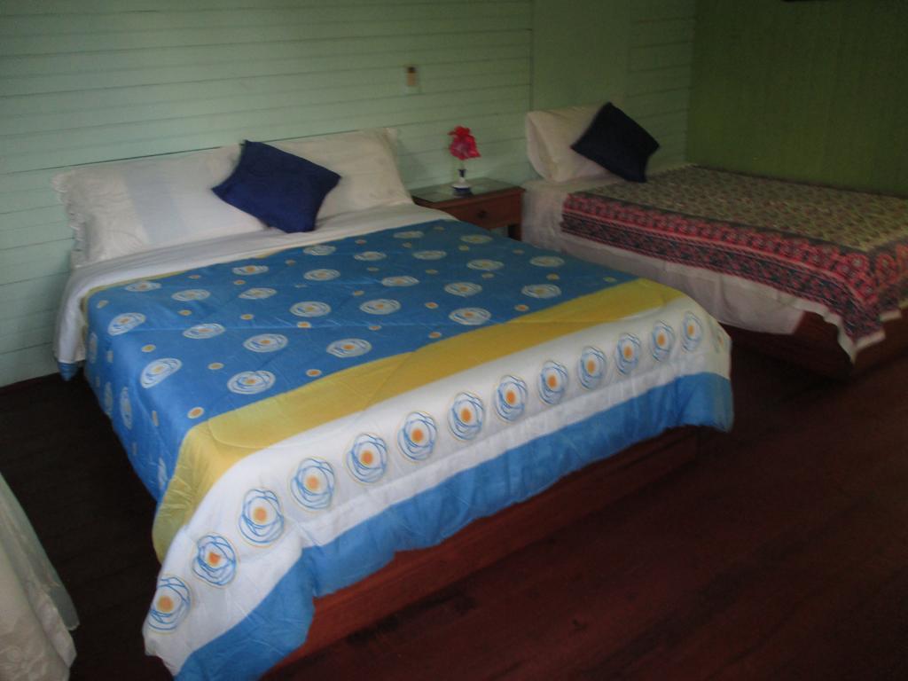 Hotel Flemming Tree Providencia Island Zewnętrze zdjęcie