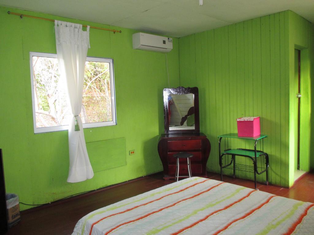 Hotel Flemming Tree Providencia Island Zewnętrze zdjęcie
