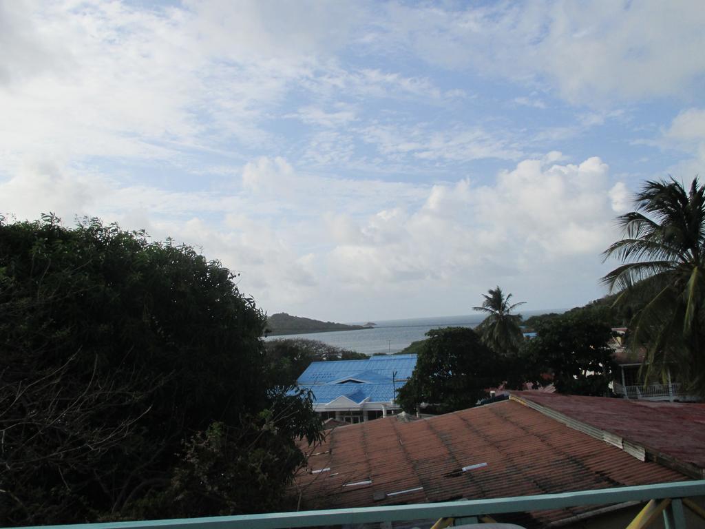Hotel Flemming Tree Providencia Island Zewnętrze zdjęcie