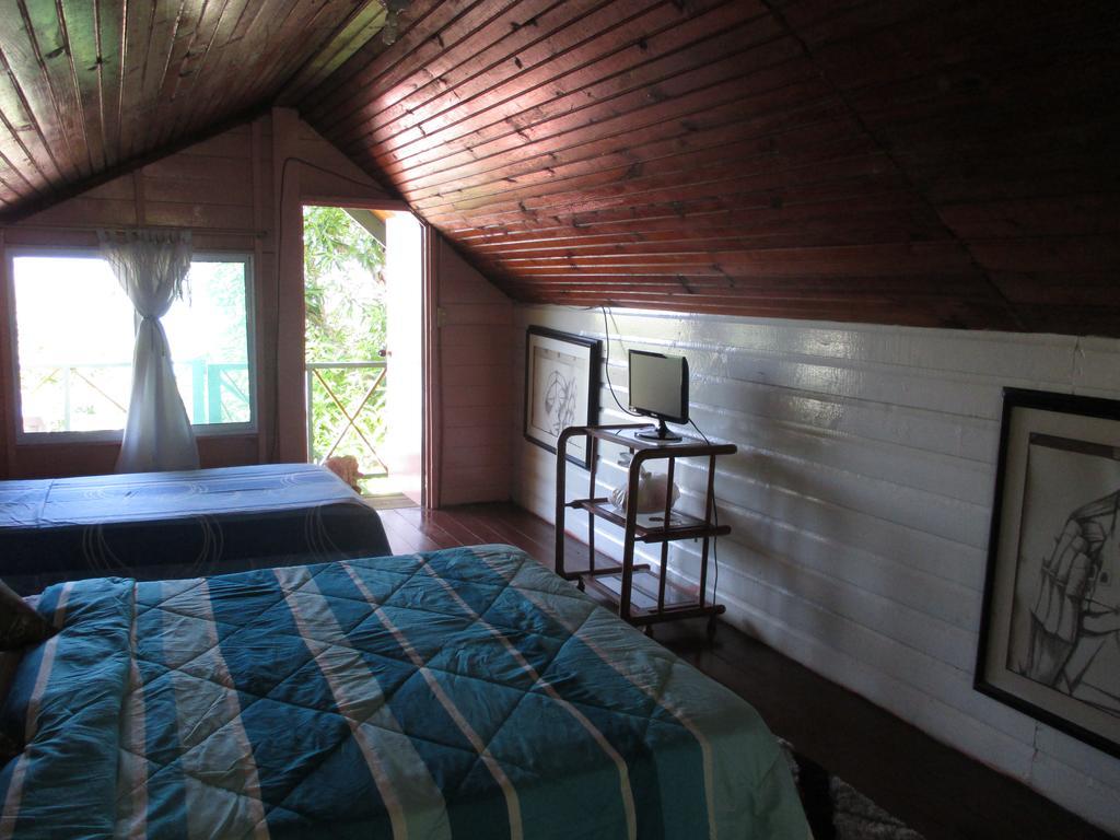 Hotel Flemming Tree Providencia Island Zewnętrze zdjęcie