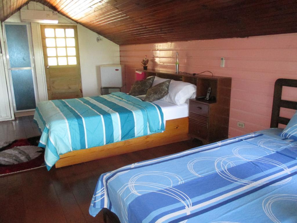 Hotel Flemming Tree Providencia Island Zewnętrze zdjęcie