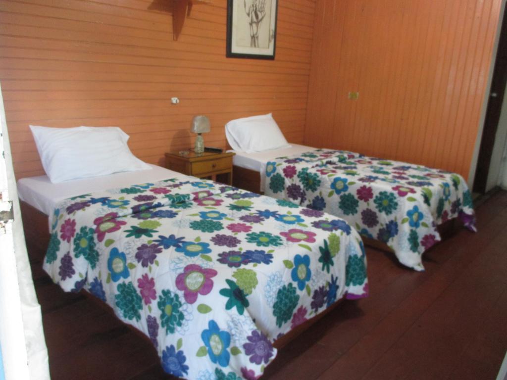 Hotel Flemming Tree Providencia Island Zewnętrze zdjęcie