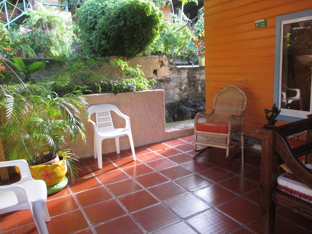 Hotel Flemming Tree Providencia Island Zewnętrze zdjęcie
